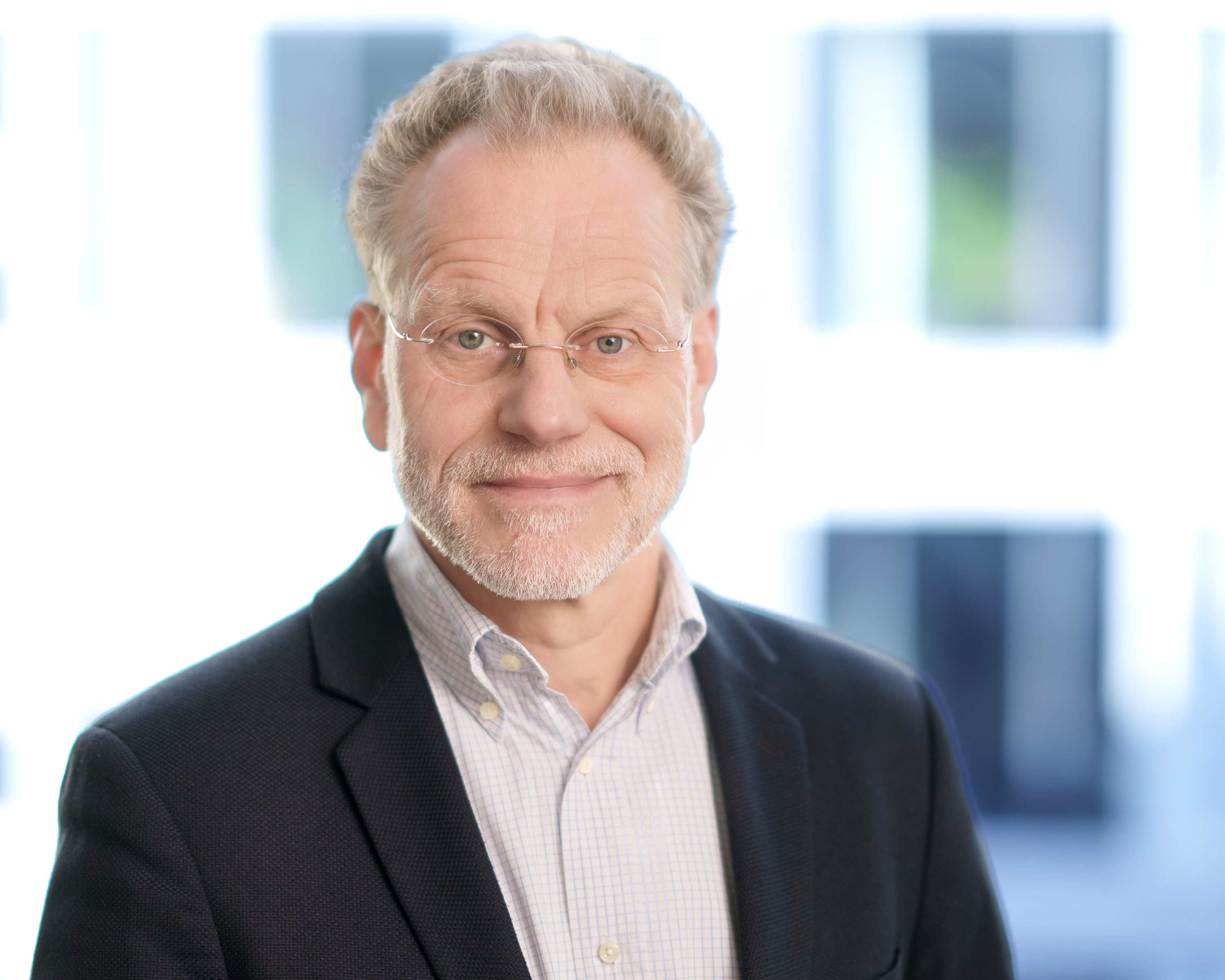 Das Bild zeigt Dr. Dominik von Stillfried, den Vorstandsvorsitzenden des Zi.