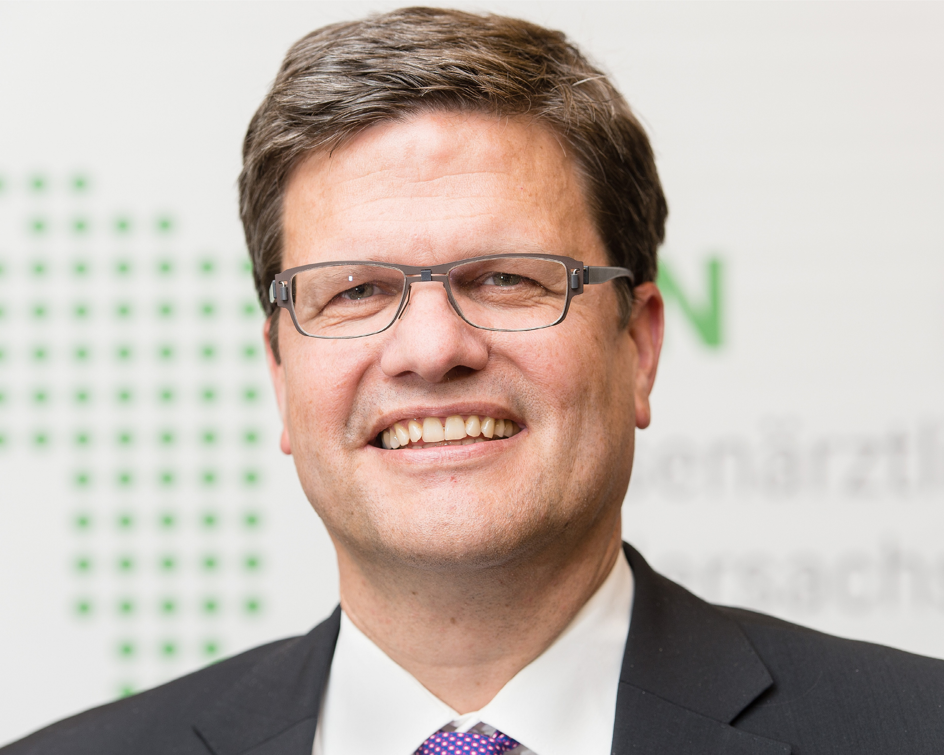 Das Bild zeigt Mark Barjenbruch.