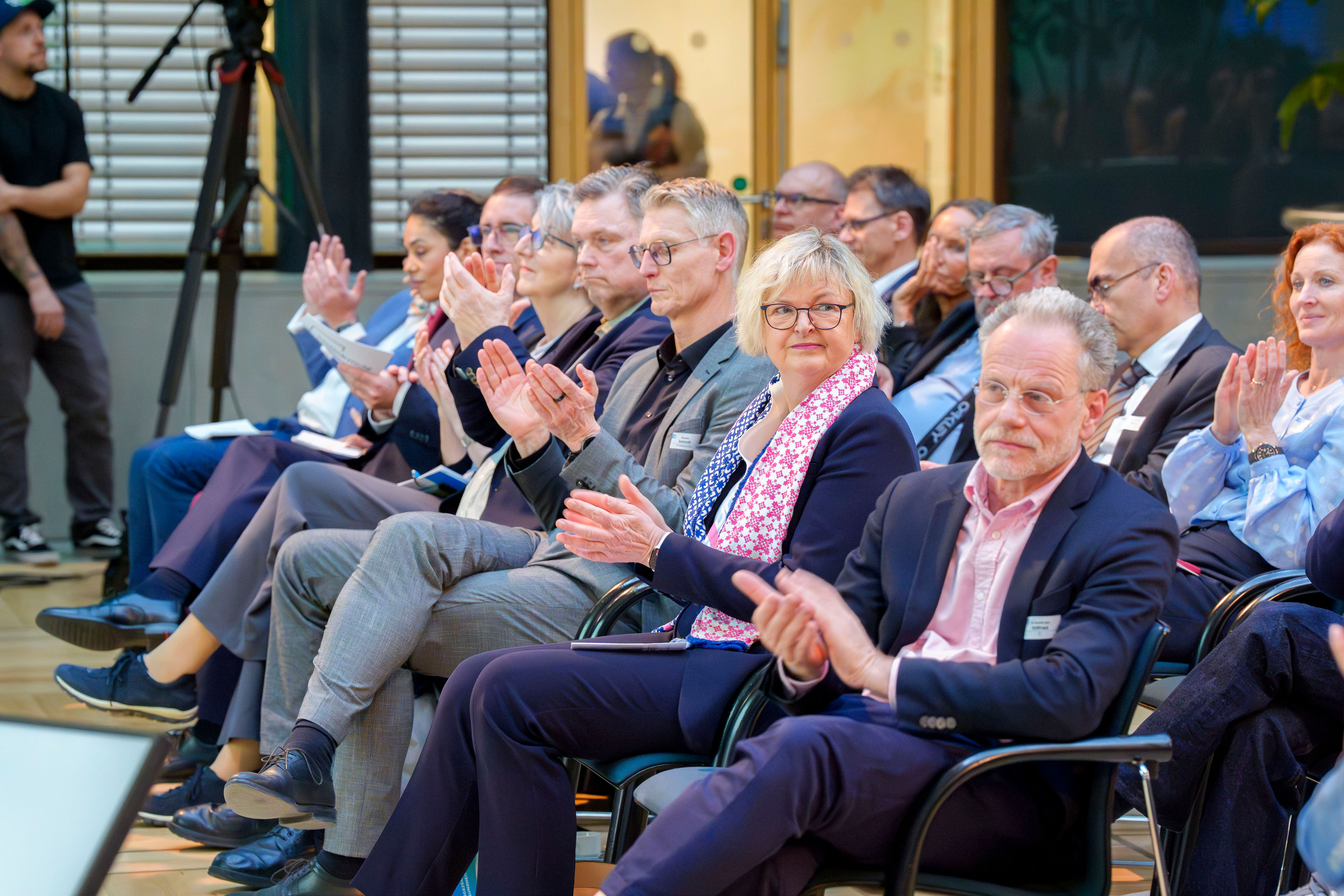 Vorstandsvorsitzende des Zi und der KVen in der ersten Reihe des Publikums.