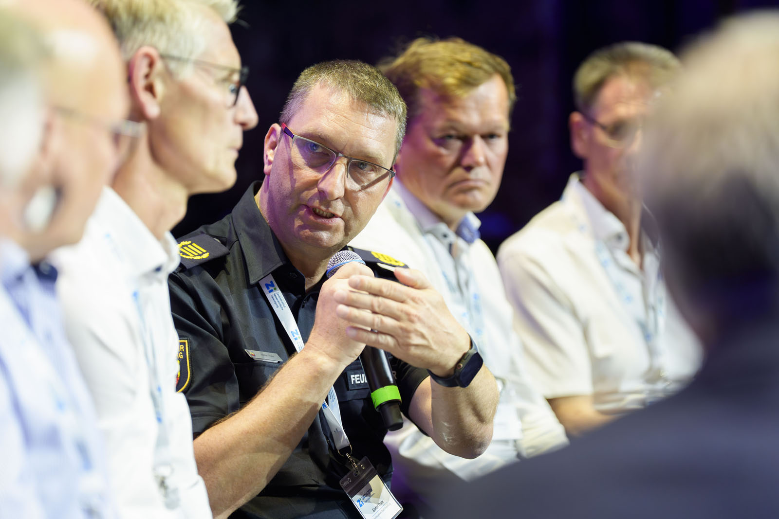 Stefan Thate während seines Wortbeitrags in Panel 1.