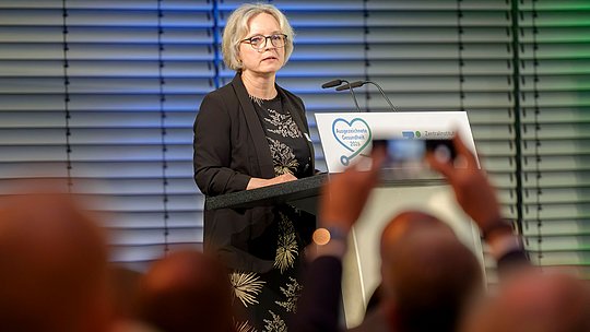 Angelika Hoffmann während ihres Vortrags.