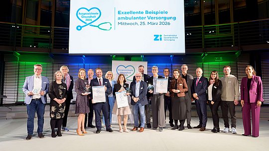 Gruppenfoto aller aktiv Beteiligten von "Ausgezeichnete Gesundheit 2026".